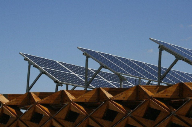 Factors that determine solar panel output