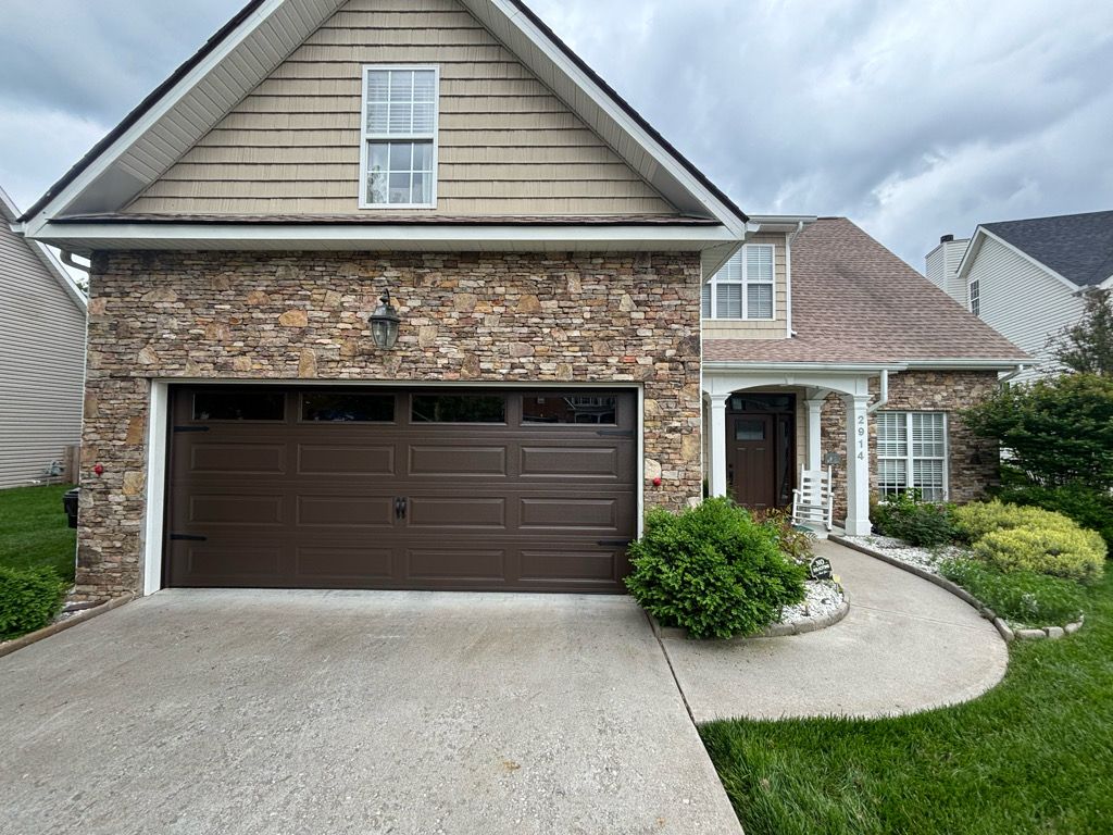 24/7 emergency garage door service Lenoir City,